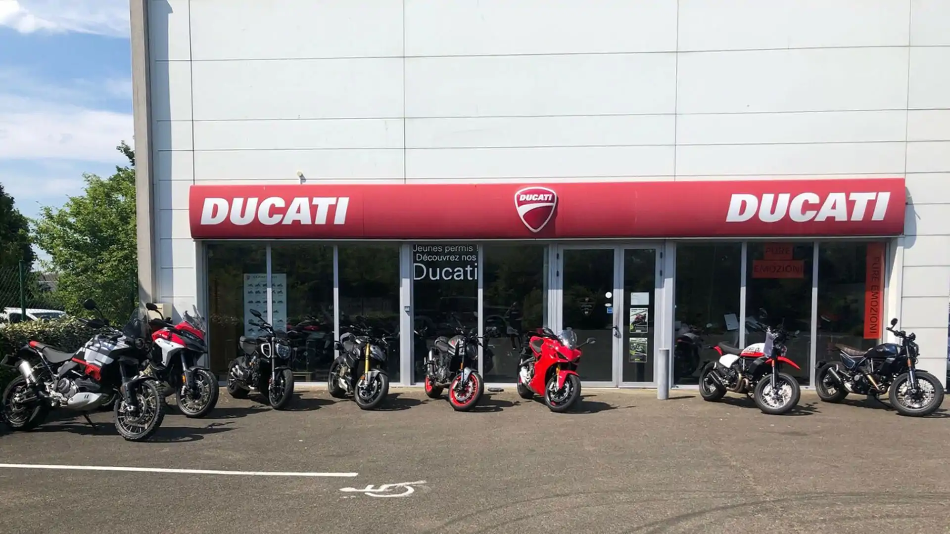 Photo BPM Motorbike - Ducati Tours Saint-Cyr-sur-Loire